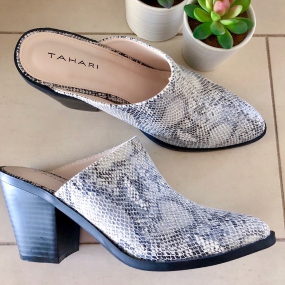 NWOT Tahari Snake Skin Clogs